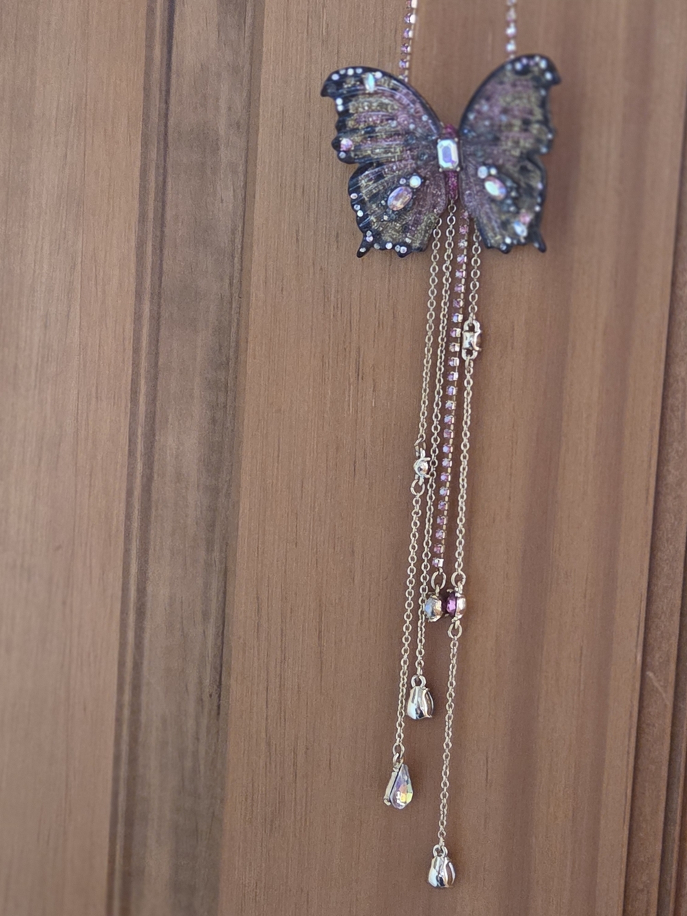 🦋 Betsey Johnson Butterfly Crystal Pendant Necklace - Pink and Gold - Picture 7 of 8